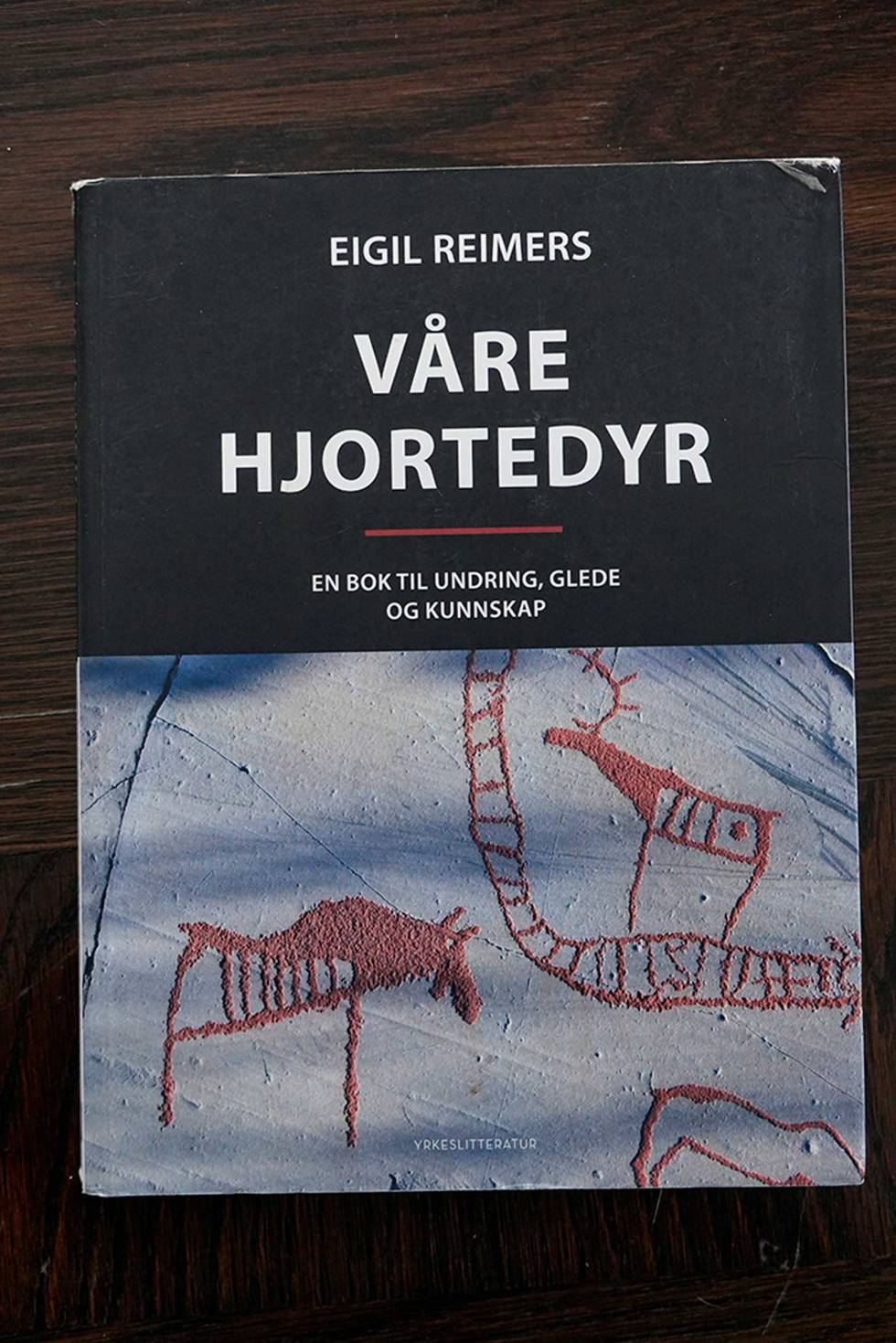Eigil Reimers: «Våre hjortedyr – en bok til undring, glede og kunnskap» (Yrkeslitteratur 2018, 460 s) Bokmelding-Våre-hjortedyr-Eigin-Reimers