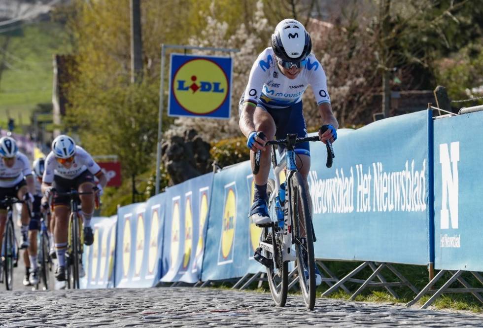 GIKK ALENE: Annemiek van Vleuten støtet av gårde og gikk solo under triumfen i Flandern rundt. Foto: Cor Vos brabantse pijl 2021 annemiek van vleuten