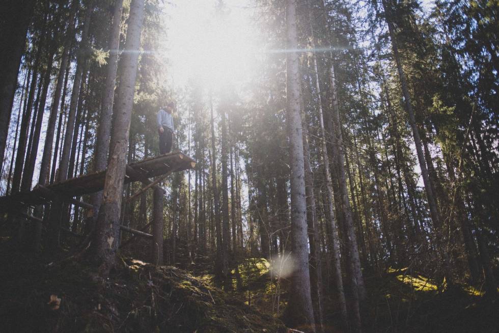 UT I INGENTING: Flere av droppene i filmen er av den voksne typen. Med en ankel fortsatt under opptrening, var det ingen sykling i Mysen denne dagen. Foto: Kristoffer H. Kippernes brage vestavik x games real series