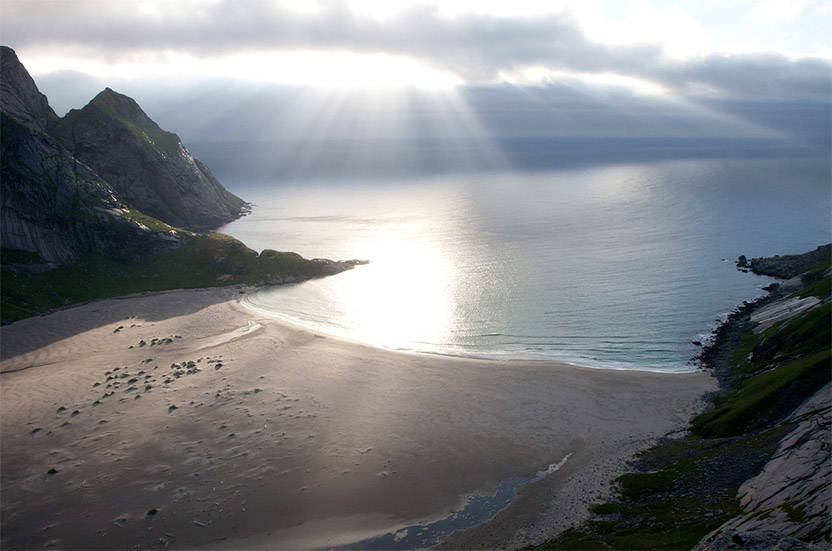 HJEMLIGE TRAKTER: Lofoten og Vesterålen blir bare mer og mer etterspurt av turister fra alle verdenshjørner – som rister på hodet når de hører om debatten omkring olje- og gassutvinning i havet utenfor. Foto: Kristin Folsland Olsen NORGESFERIE: Lofoten og Vesterålen blir bare mer og mer etterspurt av turister fra alle verdenshjørner – som rister på hodet når de hører om debatten omkring olje- og gassutvinning i havet utenfor. Foto: Kristin Folsland Olsen