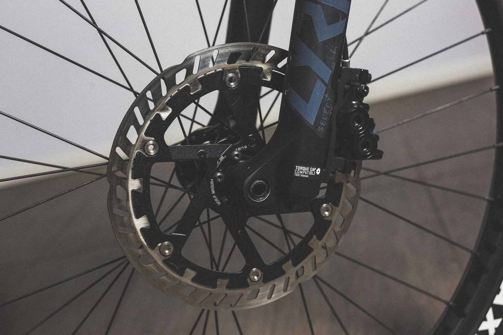 SUPERKRAFTIG: Bremsene fra Magura har ekstra store og kraftige bremseskiver. Cannondale Moterra Magura brems
