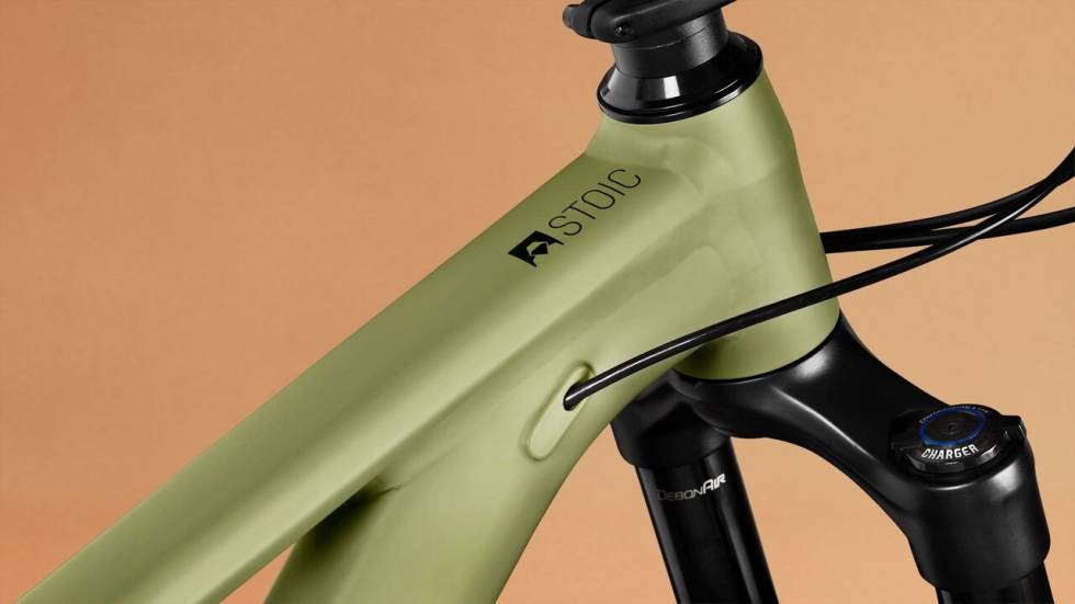ALU: Rammematerialet aluminium er ikke dødt helt ennå. Canyon Stoic-rammen skal i følge Canyon selv tåle mye juling. canyon stoic hardtail