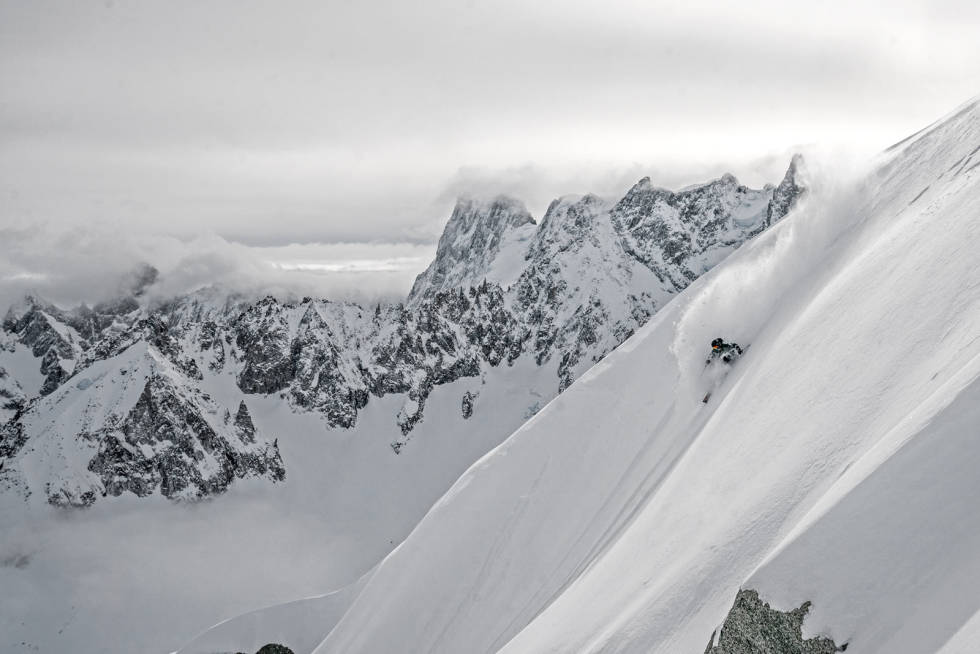 PUDDER: Denne høsten var uvanlig varm i Chamonix, og Tof Henry – som vanligvis tilbringer hele våren i Chile – lover å reise mindre i framtiden. Slik at han fortsatt kan oppleve forhold som dette hjemme i Chamonix. Christophe-Tof-Henry-4