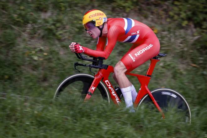 KLAR FOR WORLDTOUREN: Andreas Leknessund bytter ut Uno-X-trøyen med Team DSM-trøyen i 2021. Han skal imidlertid fremdeles sykle i den norske mestertrøyen på tempo. FOTO: Cor Vos KLAR FOR WORLDTOUREN: Andreas Leknessund bytter ut Uno-X-trøyen med Team DSM-trøyen i 2021. Han skal imidlertid fremdeles sykle i den norske mestertrøyen på tempo. FOTO: Cor Vos