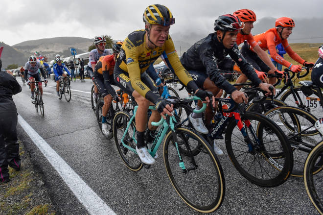 GIRO-DEBUT: Unggutten fra Vingrom fikk sin første Grand Tour-start i 2020. FOTO: Cor Vos GIRO-DEBUT: Unggutten fra Vingrom fikk sin første Grand Tour-start i 2020. FOTO: Cor Vos