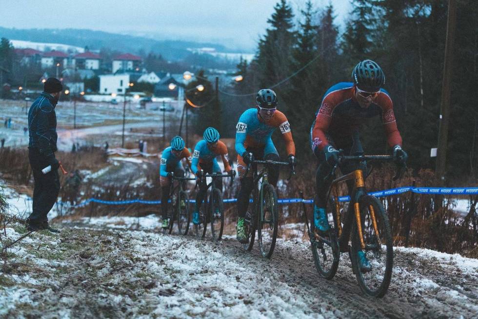 VINTERIDRETT: Cyclocross er høst-og vintersport på kontinentet, i Norge kun høst. Foto: Kristoffer Kippernes. cyclocross-spikkestad