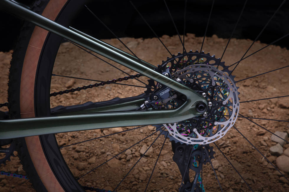 UTEN BRAIN: På EVO-modellene er kjedestaget noe annerledes og du får ikke noe Brain-enhet. Specialized Epic S-Works 2020