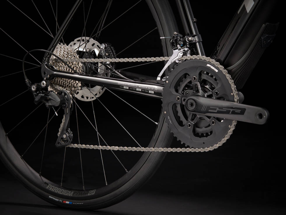 NORMAL: Domane + ALR ser til forveksling ut som en vanlig landeveissykkel. Trek Domane + ALR