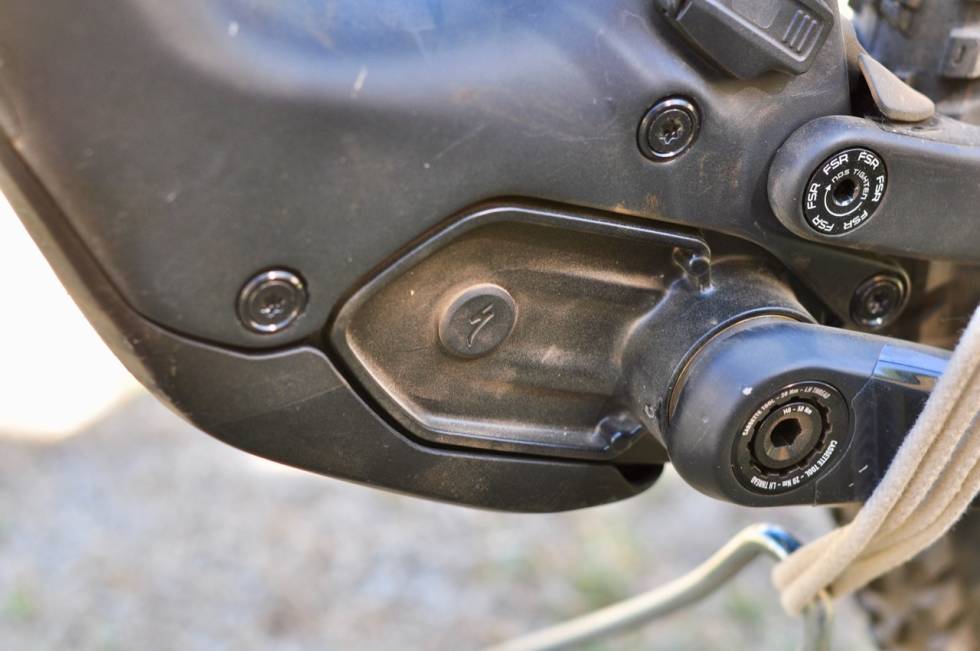 EGEN MOTOR: Specialized har satt sin egen logo på motoren og ønsker å levere en motor som er bedre enn de andre standardmotorene på markedet. Foto: Øyvind Aas Specialized Turbo Levo SL motor