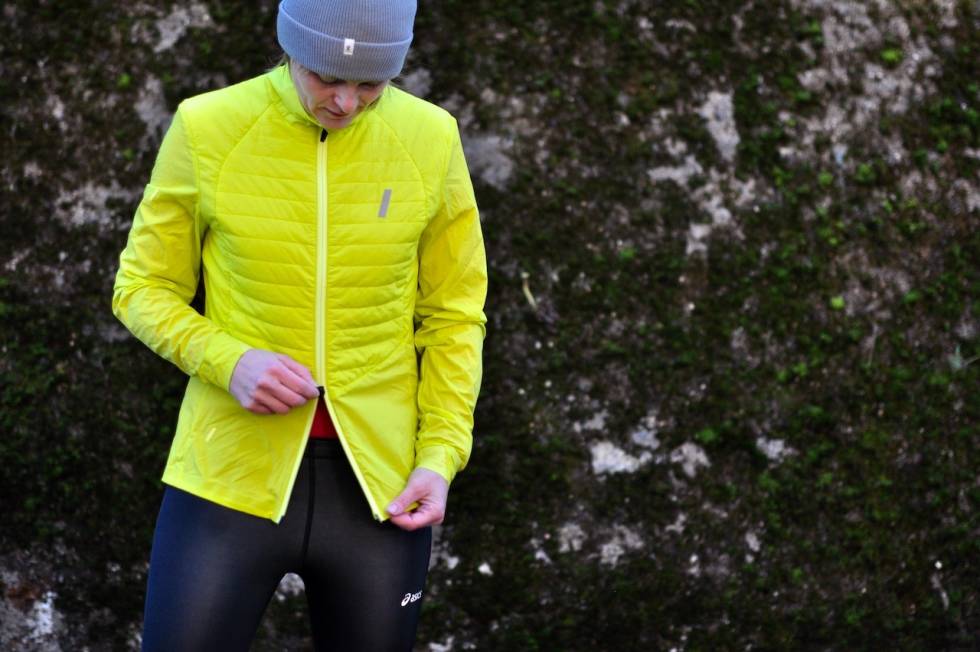 TOVEIS: Glidelåsen kan åpnes også nedenfra. Det gjør det lettere å lufte ut varme. Dæhlie Jacket Winter Run