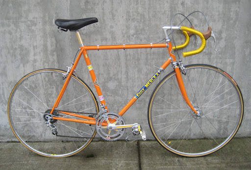 HISTORISK SYKKEL: Eddy Merckx syklet i flere år på sykler fra Colnago. Foto: Vintage Bikes Berlin. eddy merckx colnago