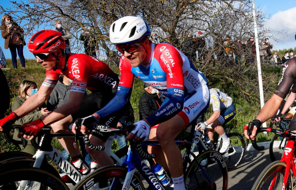 KJØRTE FOR LAGKAMERATEN: Edvald Boasson-Hagen var hjelperytter på den første etappen av Étoile de Bessèges. Foto: Cor Vos edvald boasson-hagen - etoile de besseges