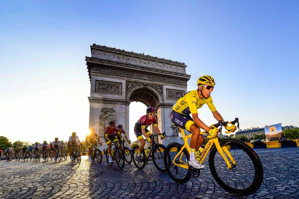 SOLID: Egan Bernal vant touren i sin andre deltagelse. Foto: Cor Vos. egan bernal sykler på champs elysees