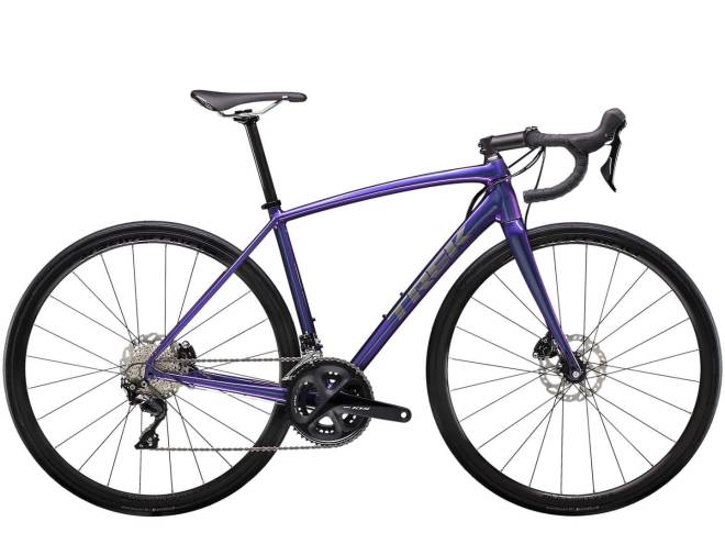 BLANDA VEI: Trek Emonda ALR er en sykkel som takler både grus og asfaltveier med bravur. Trek emonda alr WMNS