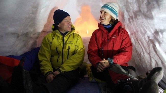 TO-ROMS: Et koselig krypinn i snøen. bygging av kantgrop how to