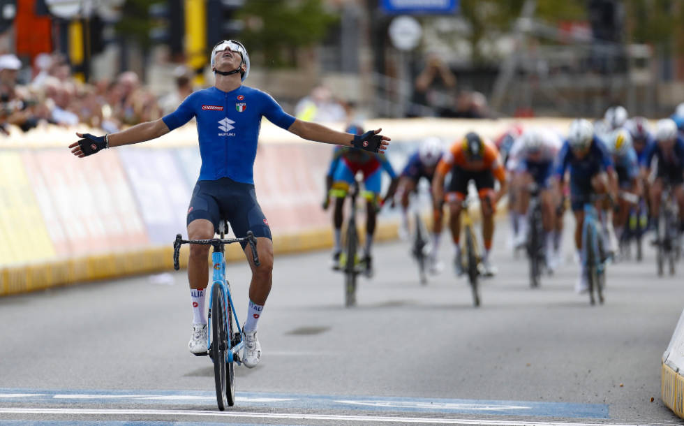 GULL: Filippo Baroncini ble u23-verdensmester i Leuven. Foto: Cor Vos filippo baroncini, u23, vm i flandern