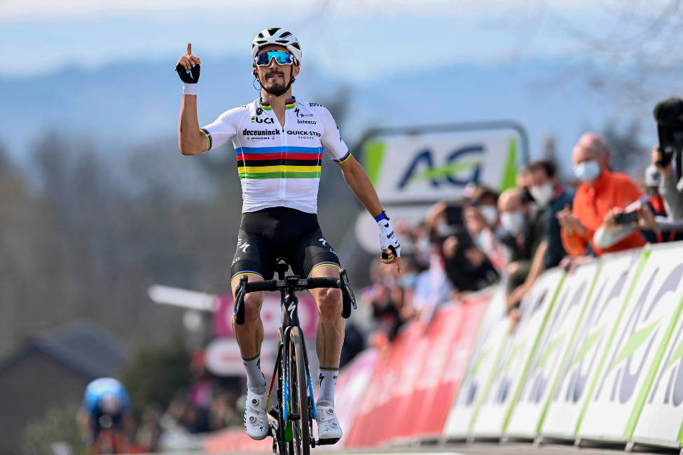 NY TRIUMF: Julian Alaphilippe tok sin tredje seier i Flèche Wallonne. Foto: Cor Vos fleche wallonne julian alaphilippe 2021