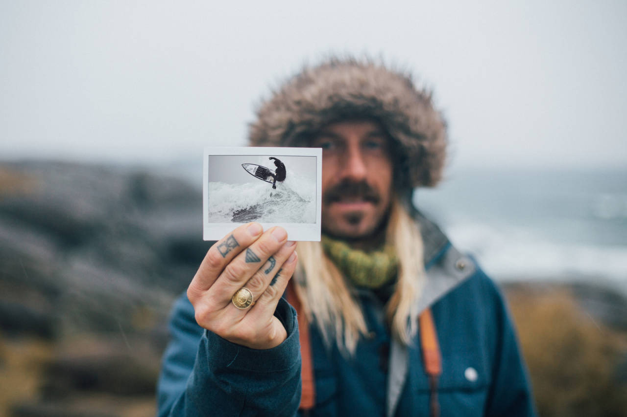 FRODE X 2: Frode Goa er en av landets absolutt mest aktive surfere og holder det gående hele året. Bilde: Ivar Vasstveit Frode Goa