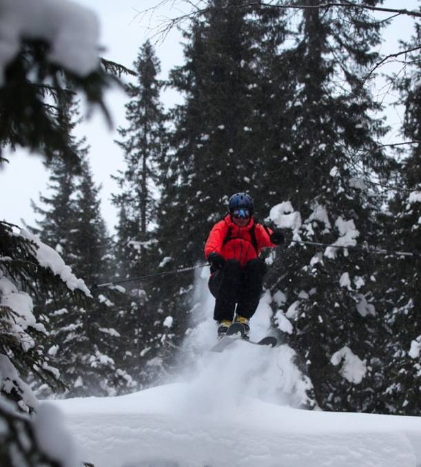 Åpen skog: Peder Julland leker seg ned fra Fugleknattene i Hakadal. Foto: Matti Bernitz Åpen skog: Peder Julland leker seg ned fra Fugleknattene i Hakadal. Foto: Matti Bernitz