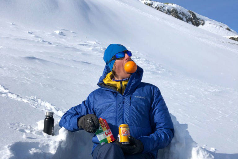 Full pakke: Gjermund Nordskar i full påskemodus. Foto: Lena Bergersen Gjermund Nordskar paaske solo kvikklunsj