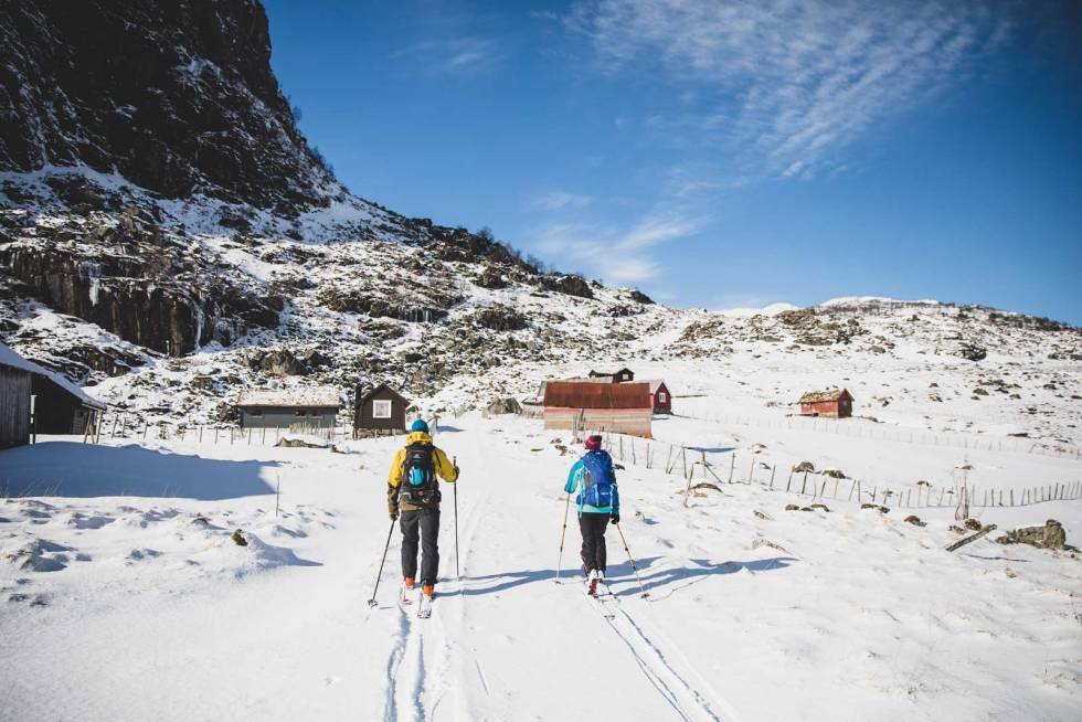 TURSTART: Turen til Storevarden (1425) startar ved Ytre Kandalstøylen. Herifrå kan ein gå til fleire fjell i området, blant anna Botnafjellet (1572 moh). Gloppen-Kandalen-topptur-2