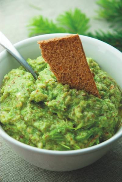 En deilig og litt annerledes pesto granskuddpesto