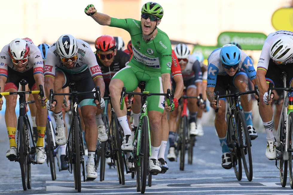 Sam Bennett Champs-Élysées Sam Bennett vant på prestisjespurten på Champs-Élysées i fjor i den grønne trøya.