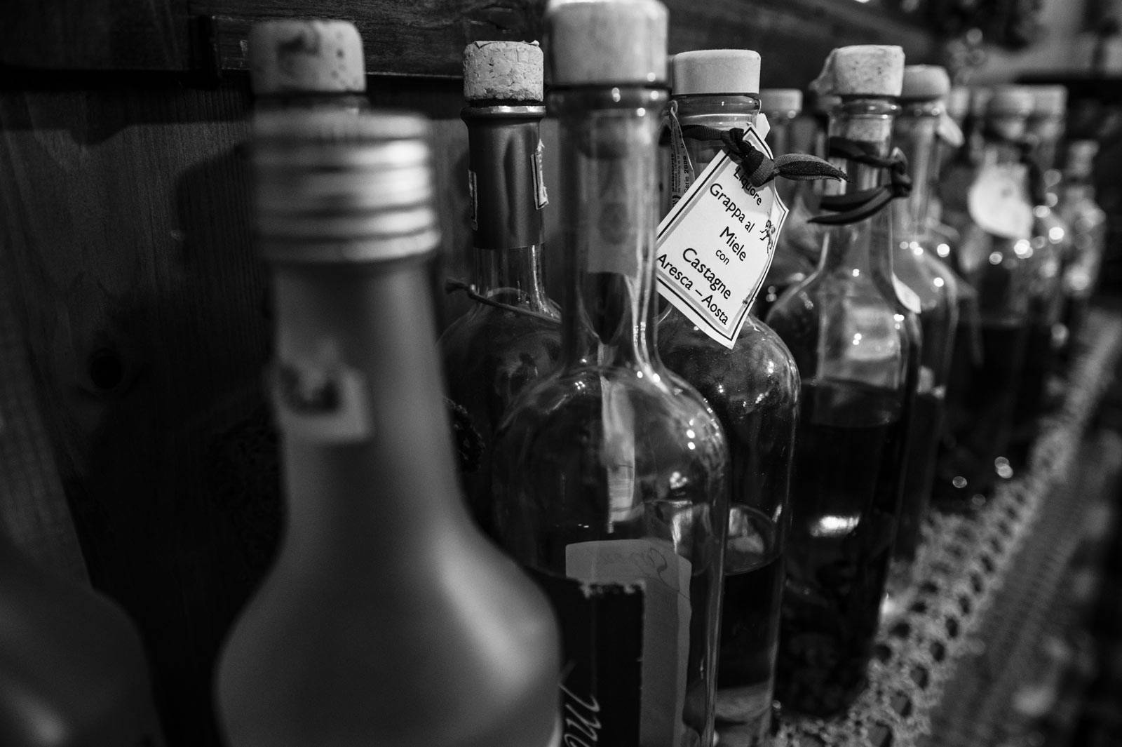 Grappa: Like selvfølgelig i Aostadalen som å ha luft i dekkene for en syklist. Guide-til-stisykling-i-Alpene-12