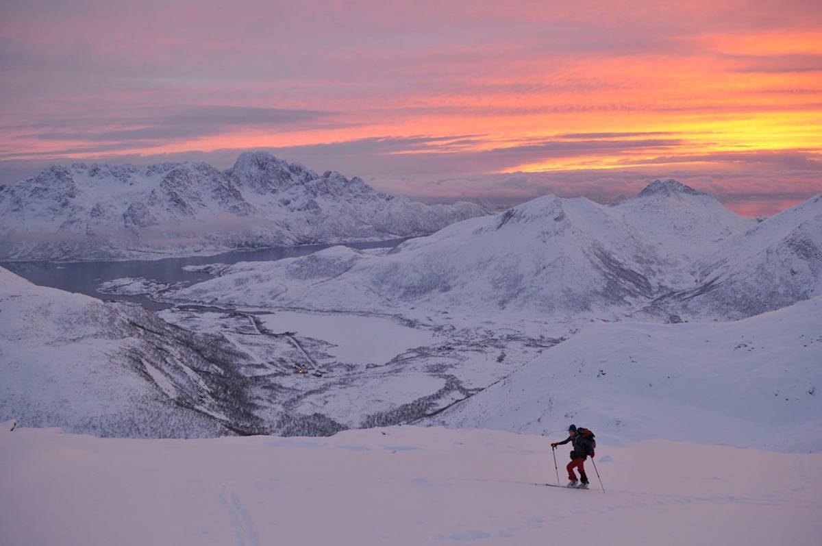 TORSKMANNEN: Et populært skifjell (755 moh.) i Lofoten. Foto: Espen Nordahl Torskmannen