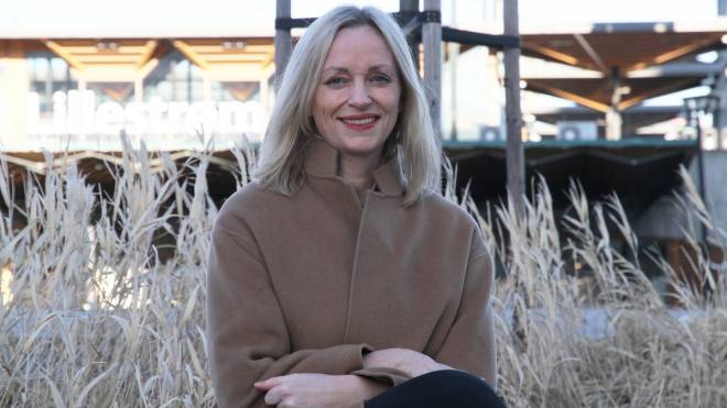 STENGTE DØRER: Gunn Helen Hagen, administrerende direktør i Norges Varemesse, avlyser alle messer ut april av hensyn til sikkerheten. Foto: NVM. gunn helen hagen