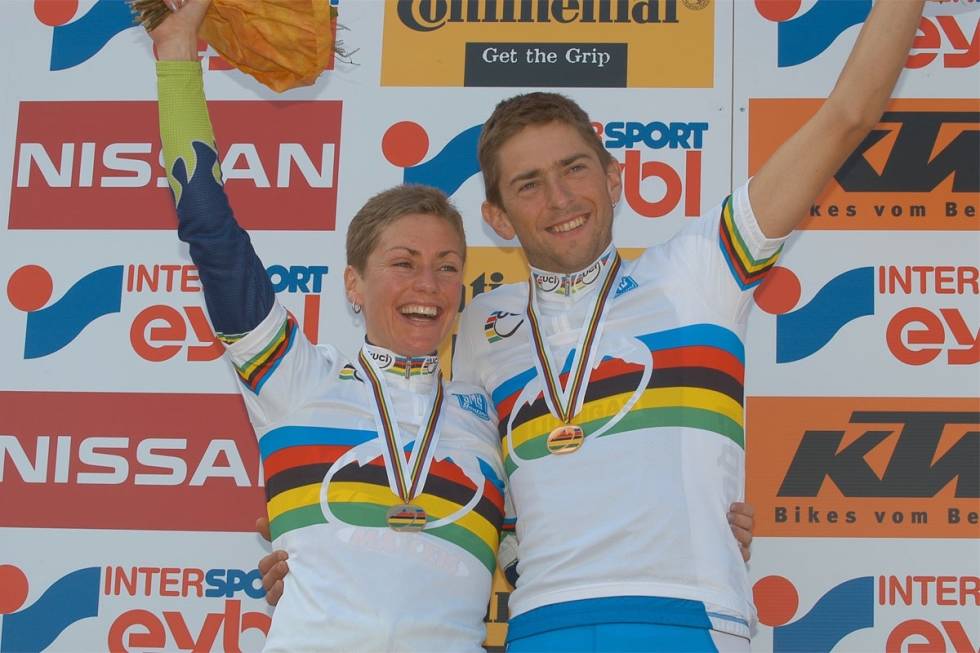 VM-VINNER: Gunn-Rita vant VM-gull i maraton i Bad Goisern i 2004. Herreklassen ble vunnet av Massimo De Bertolis, som senere har vunnet Birken og nå er laglederen til Ole Hem. Foto: Armin Kustenbrück Gunn-Rita Dahle Salzkammer Gut Trophy 2004