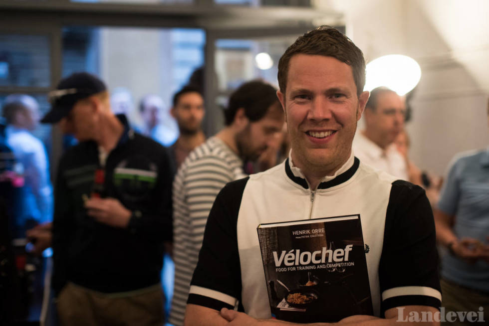 BESTSELGER: Henrik Orres første Vélochef-bok har solgt godt internasjonalt. Foto: Henrik Alpers. henrik-orre