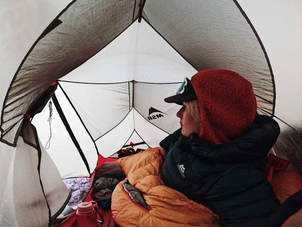 SAMLE KREFTER: Personlig liker jeg best å være med sherpaene, eller for meg selv i teltet. Himlung-Himal-Nepal-7