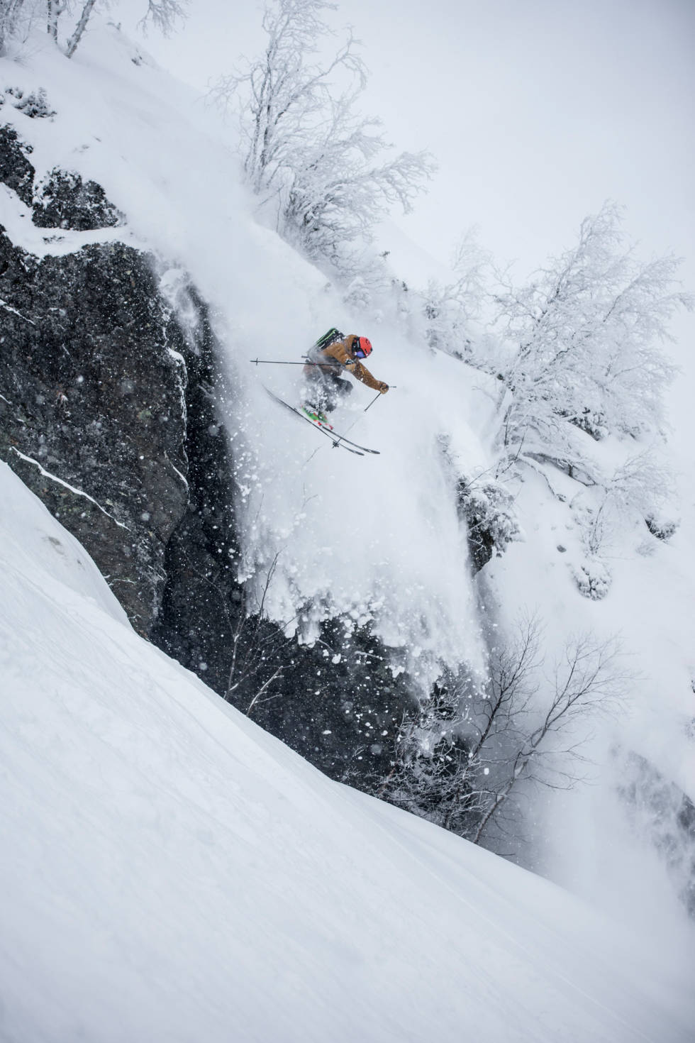 DJUPT: Ivar er sjeldent fremmed for å få godt med luft under skia. Foto Bård Basberg. Ivar Løvik