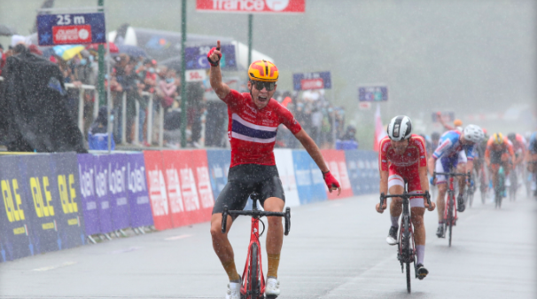 KLAR: Jonas Iversby Hvideberg stiller til VM på Zwift. Foto: UEC. hvideberg