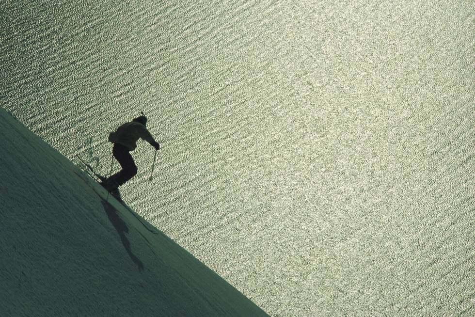 ISLAND: Skikjøring langt utenfor allfarvei i Isafjördur. Foto: Jimmy Petterson Iceland06 (1)