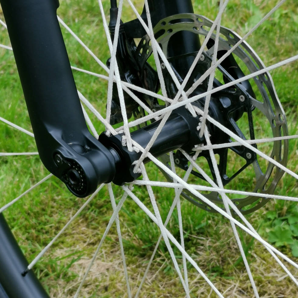 STRIKKETØY: De spesielle Berd-eikene brukes akkurat som vanlige eiker. Jens Bergmanns Blur offroad Valdres