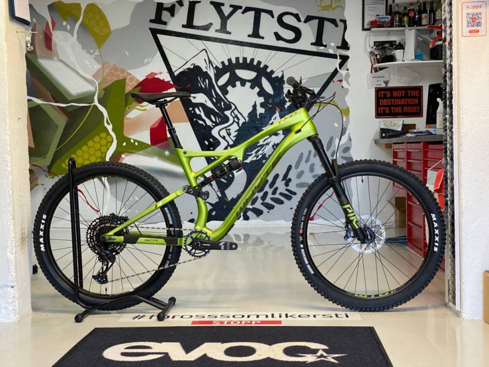 SE OPP: Denne Whyte T-140 CR er en av flere Whyte-sykler stjålet fra Flytsti Whyte T140 CR