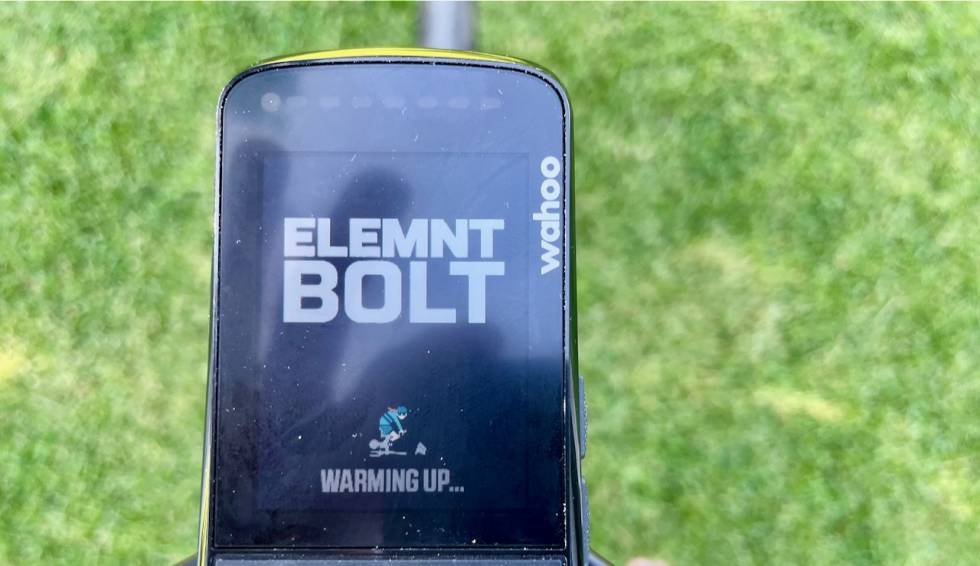 OPPSTART: Wahoo-computeren trenger litt tid på å komme i gang. Wahoo Elemnt Bolt V2