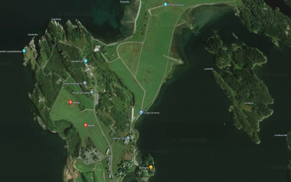 INNSIDEN HERDLA: Spotten ligger rett på baksiden av den lille øya Herdla utenfor Bergen. Bilde: Google Innsiden Herdla Kite