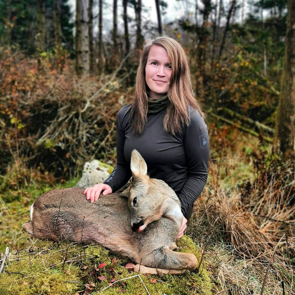 @elisabethidland_: En dag for minneboken! Mitt første rådyr!!! og mitt første dyr alene på jakt! Jeg er stolt, rørt og ekstremt glad. Ha en fantastisk uke Instajeger-Februar-2020-8