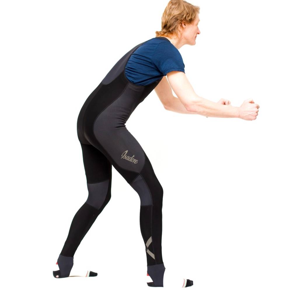 REFLEKS-LOGO: Isadore-logoene er kun limt på utsiden av stoffet og har begynt å løsne litt etter noen vask. Foto: Henrik Alpers Isadore Thermoroubaix tights