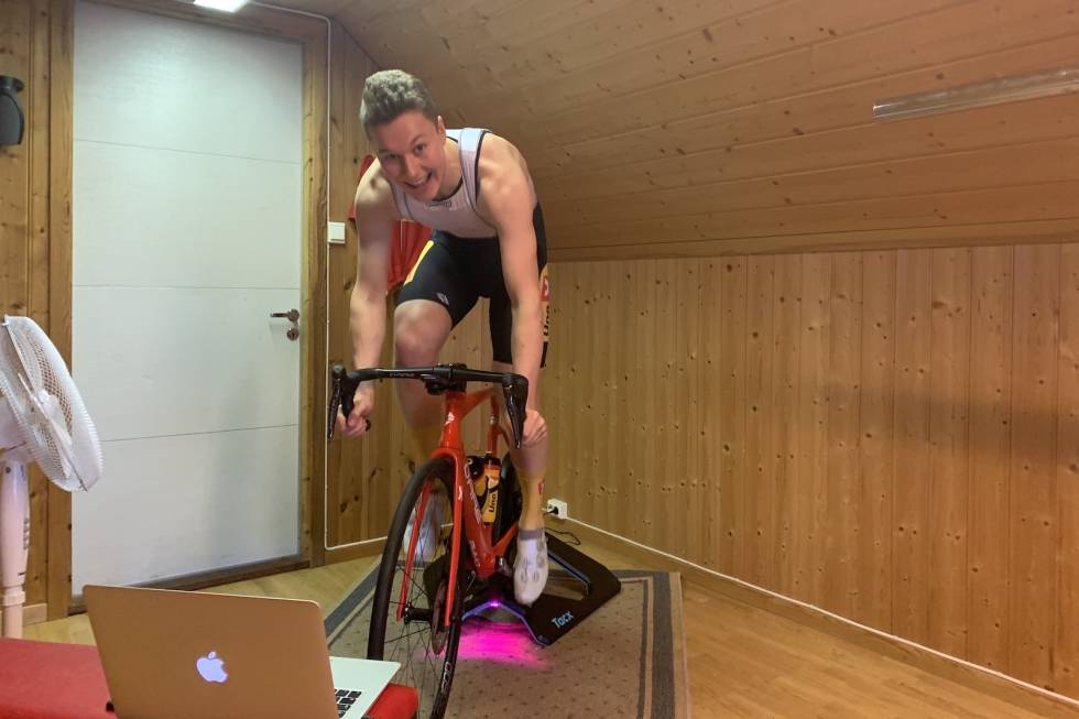 GAMING: Zwift har blitt Jonas Abrahamsens form for gaming. Jonas Abrahamsen på Zwift