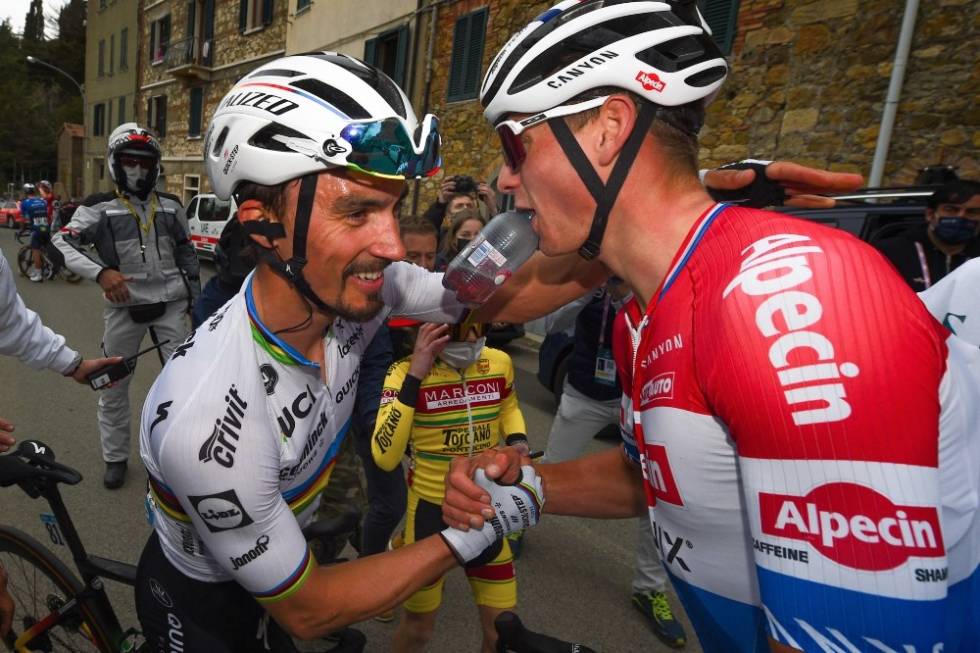 NY DUELL?: Mathieu van der Poel og Julian Alaphilippe er favorittene i Dwars door Vlaanderen. Foto: Cor Vos julian alaphilippe mathieu van der poel dwars door vlaanderen 2021