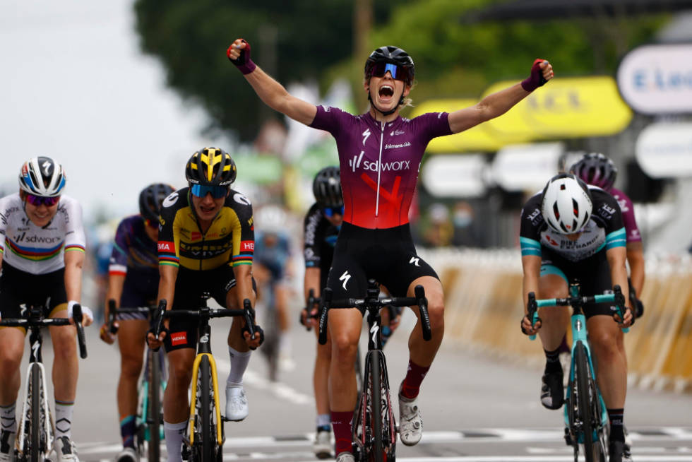 VANT: Demi Vollering fortsetter sin gode sesong med en seier i La Course. Foto: Cor Vos katrine aalerud, la course by le tour de france, demi vollering