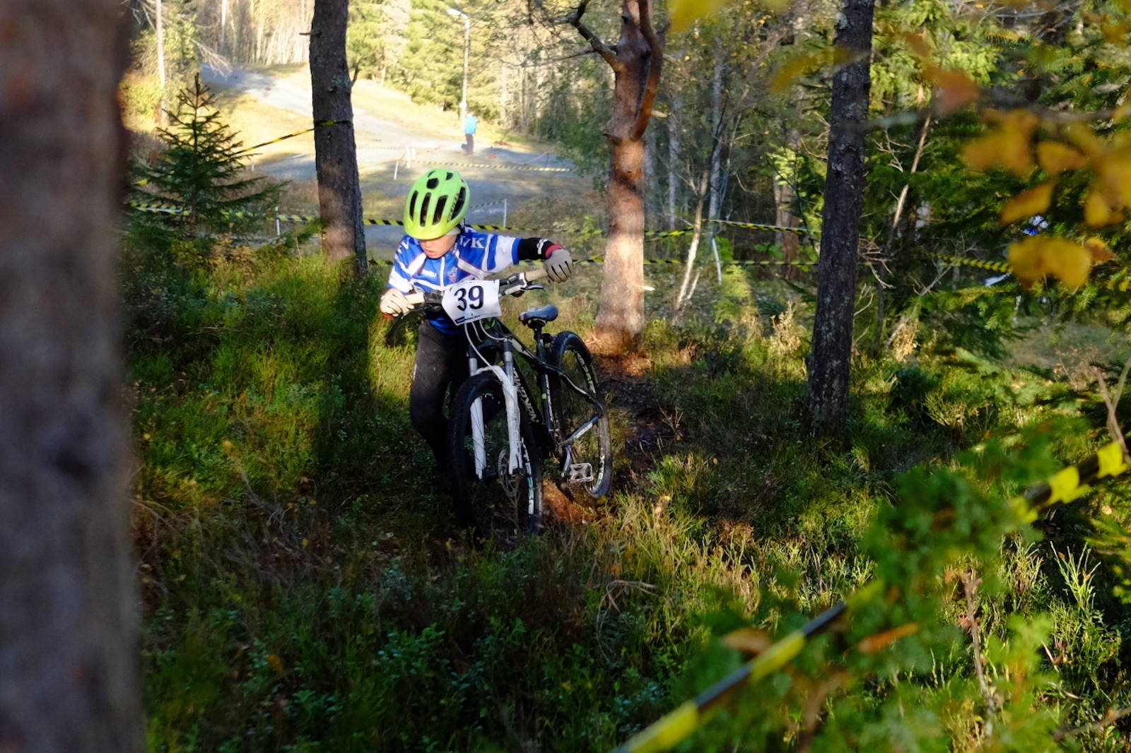 GÅPARTI: Det ble litt pushbike for noen og enhver. Foto: Benjamin Werner Trønderkross 2019 i bilder Foto: Benjamin Werner