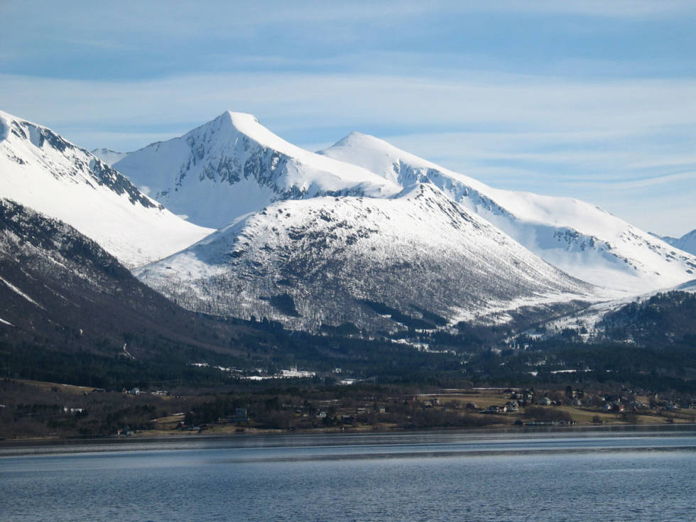 ROMSDALSTAKET: Formen på Kirketaket er både vakker og skivennlig. Bilde: Sture Willumsen Kirketaket romsdalen topptur