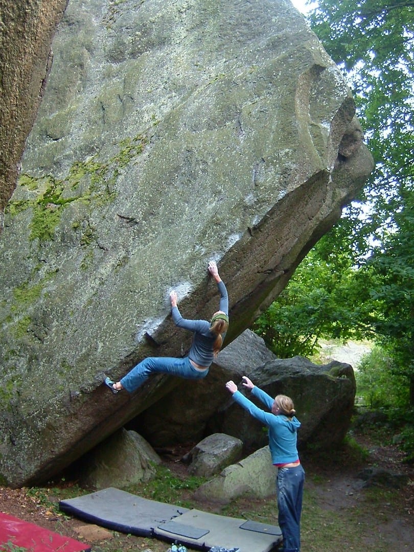 Bente Øverbø på Caspersens arete (7B) i Kjugekull. Foto: Dag Hagen Bente Øverbø på Caspersens arete (7B) i Kjugekull. Foto: Dag Hagen