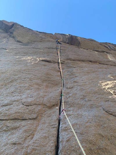 BRATT: Ronny Medelsvensson er omtrent 30 meter lang. Foto: Jon Egil Auestad ronny Medelsvensson Jøssingfjord Profilveggen John Henry Nilssen klatring