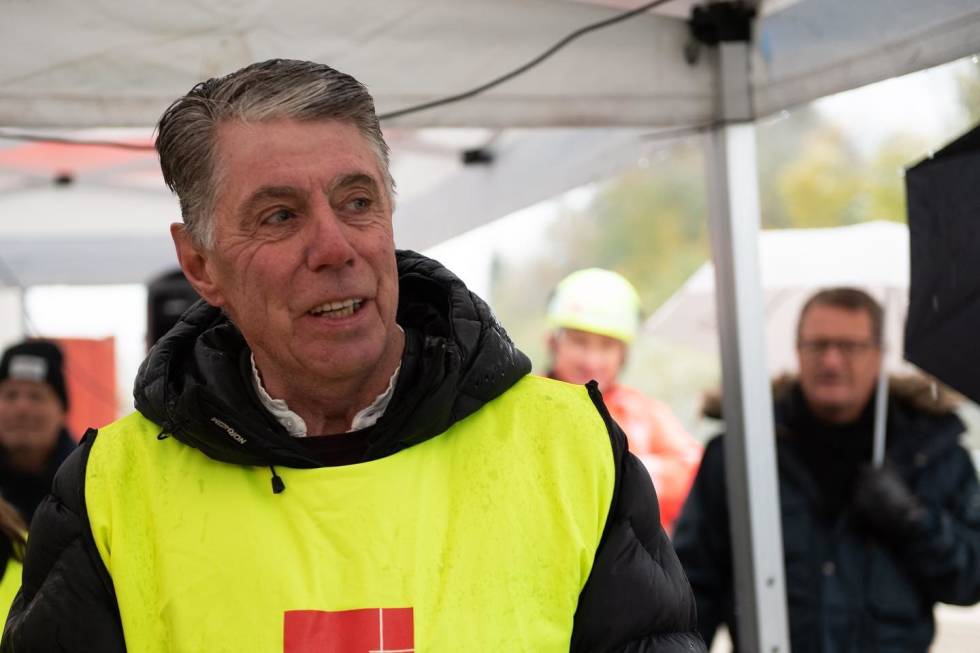 OL-GULL: Det begynner å bli lenge siden Knut Knudsen tok OL-gull på bane, men han var selvskreven gjest ved åpningen. Foto: NCF. knut-knudsen